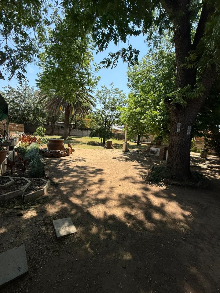  Bedroom Property for Sale in Potchefstroom South North West